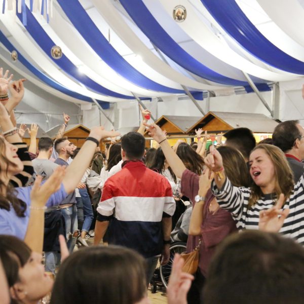 Ambiente en la Oktoberfest Valdespartera